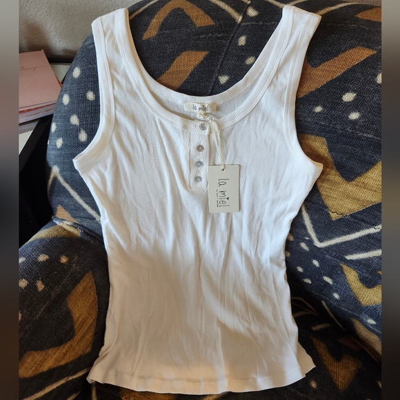 LA MIEL Tops - Sale🎃 La Miel Cotton Spandex White Ribbed Women's Top Active Wear Cozy Layer
